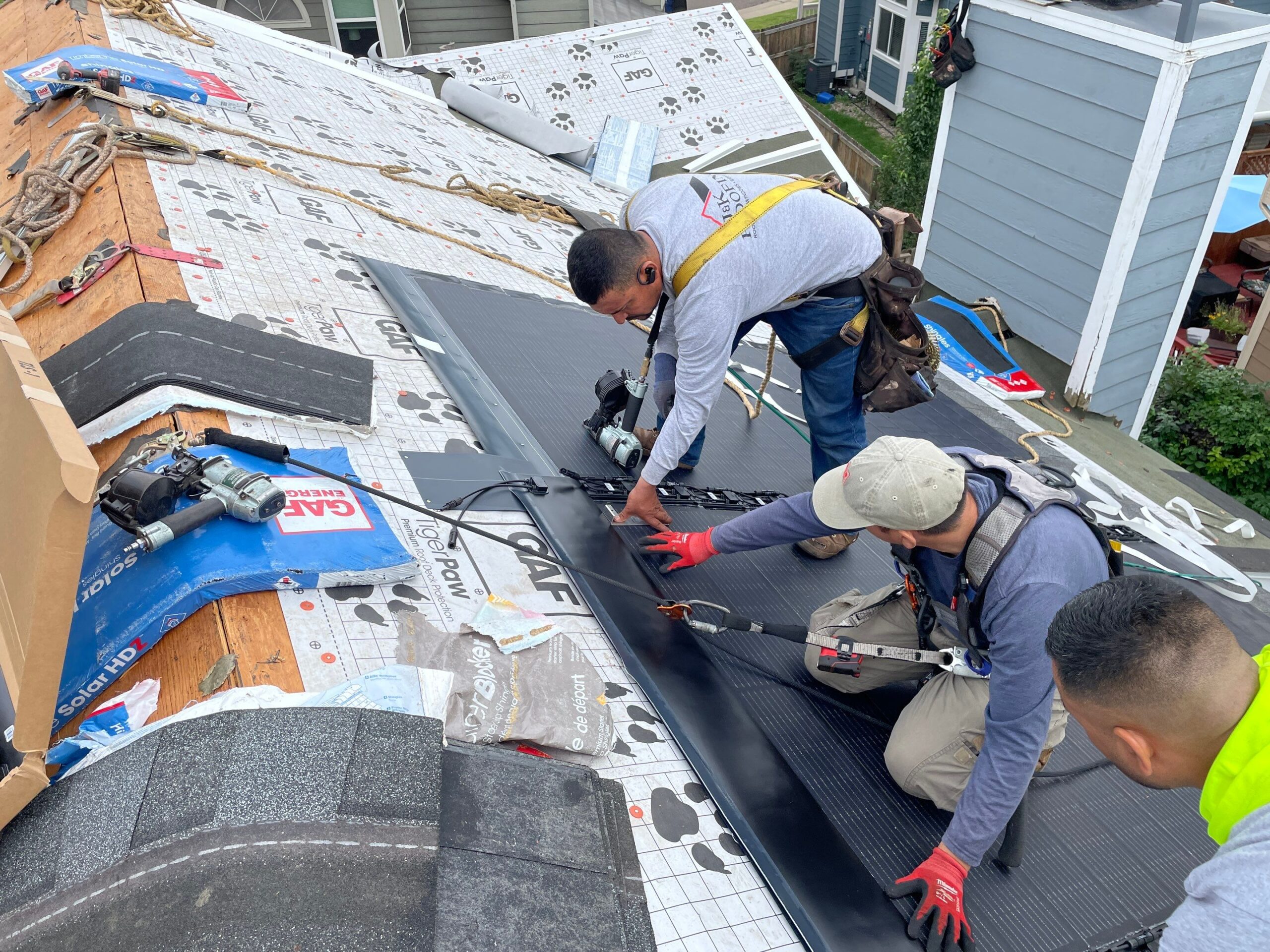solar-roof-shingle-install-roofers-jkroofing